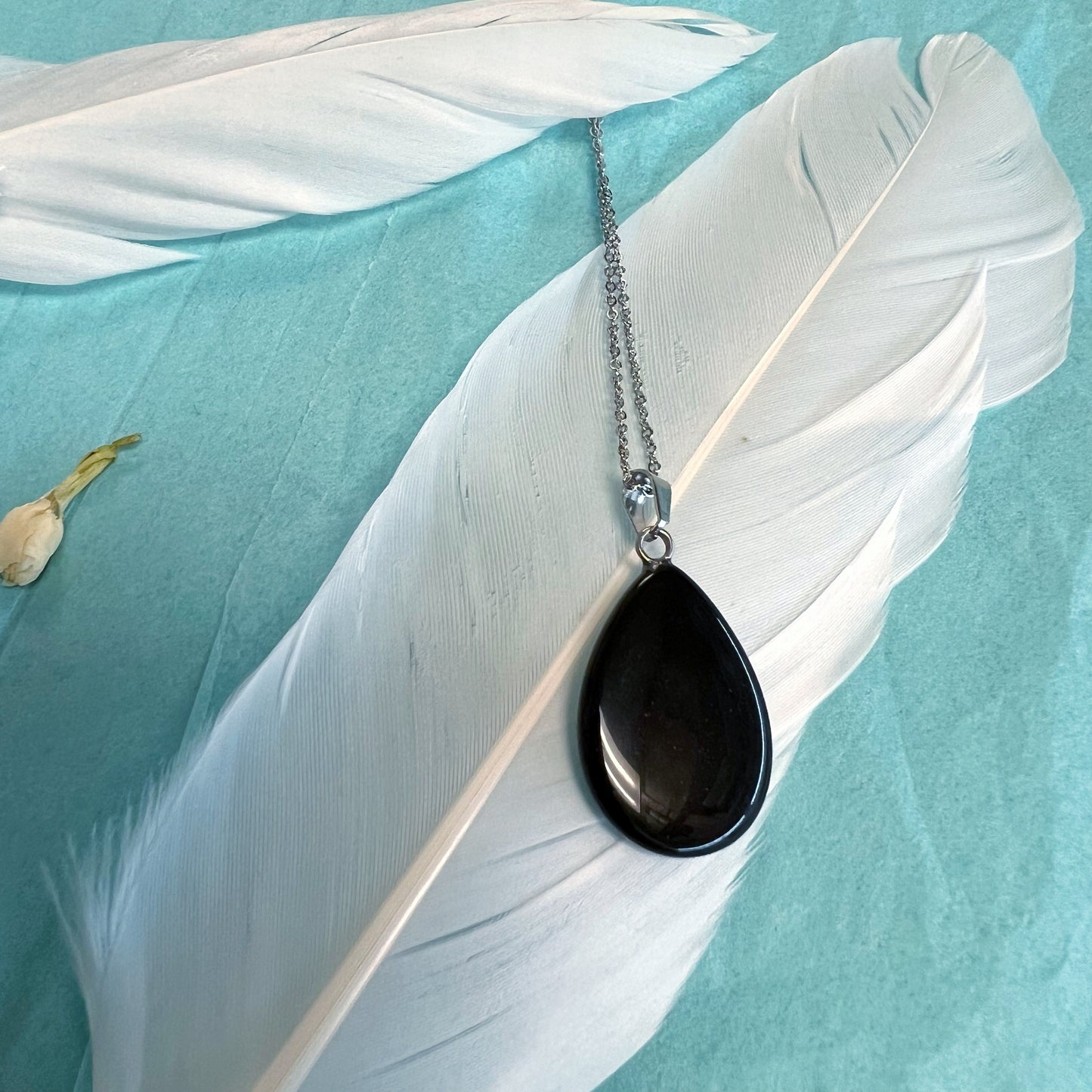 Teardrop Gemstone Necklace