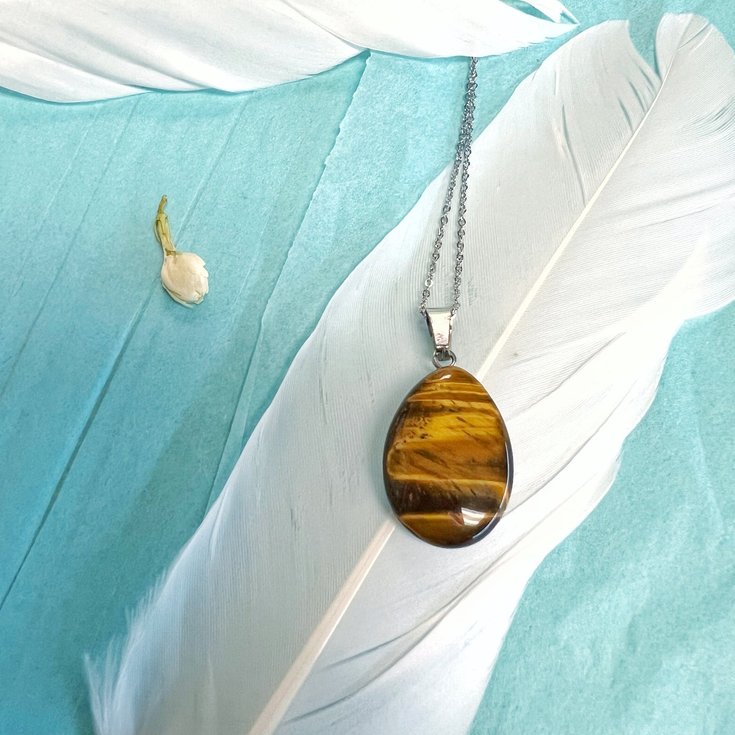 Teardrop Gemstone Necklace